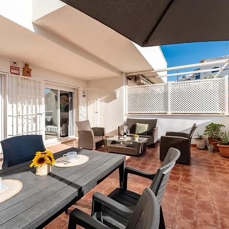 Malagasuite Sun & Terrace * Естепона