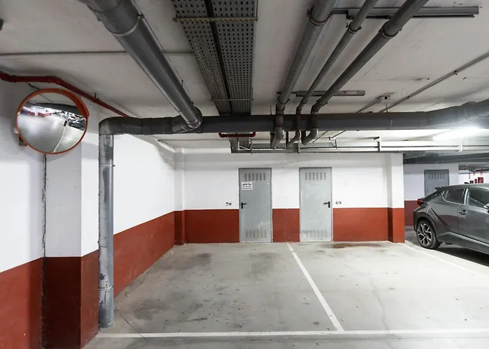 Malagasuite Sun & Terrace אסטפונה