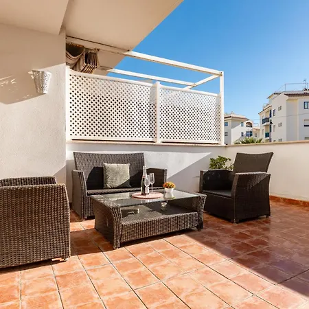 Malagasuite Sun & Terrace Apartman